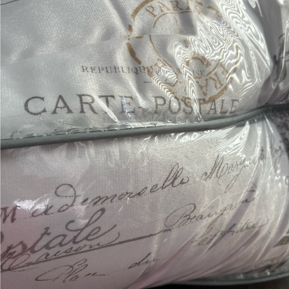 Paris comforter set - Picture 11 of 16